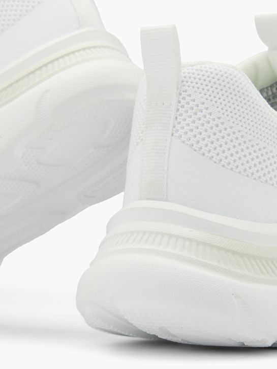 skechers savvie navlékací trainer white deichmann