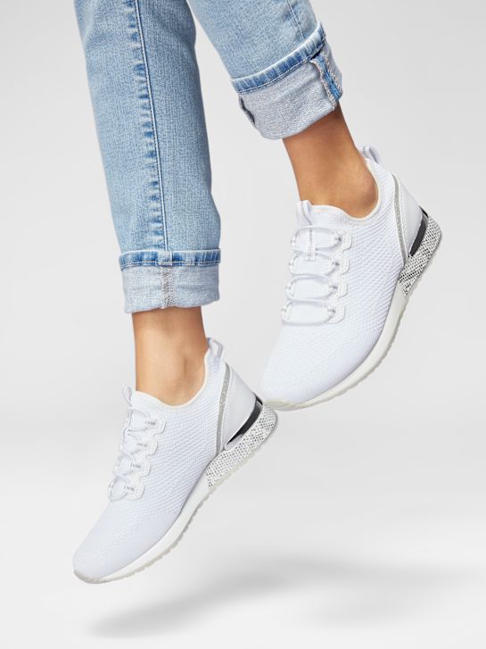 benátky navlékací trainer white deichmann