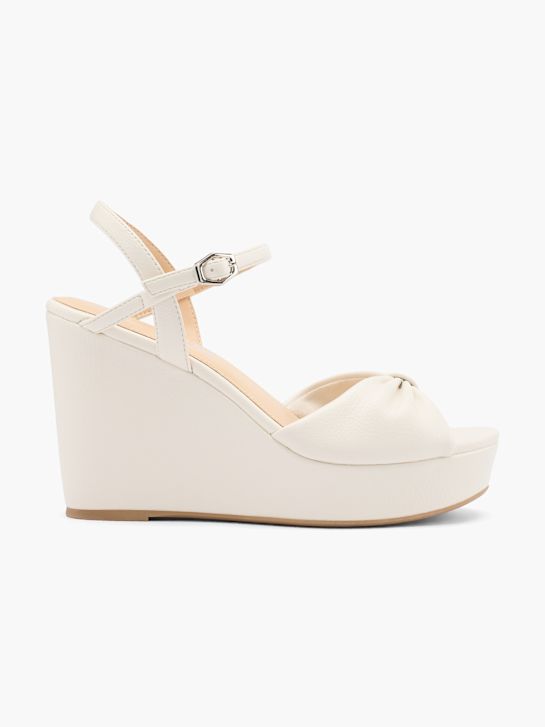 molo podpatky sandály beige deichmann